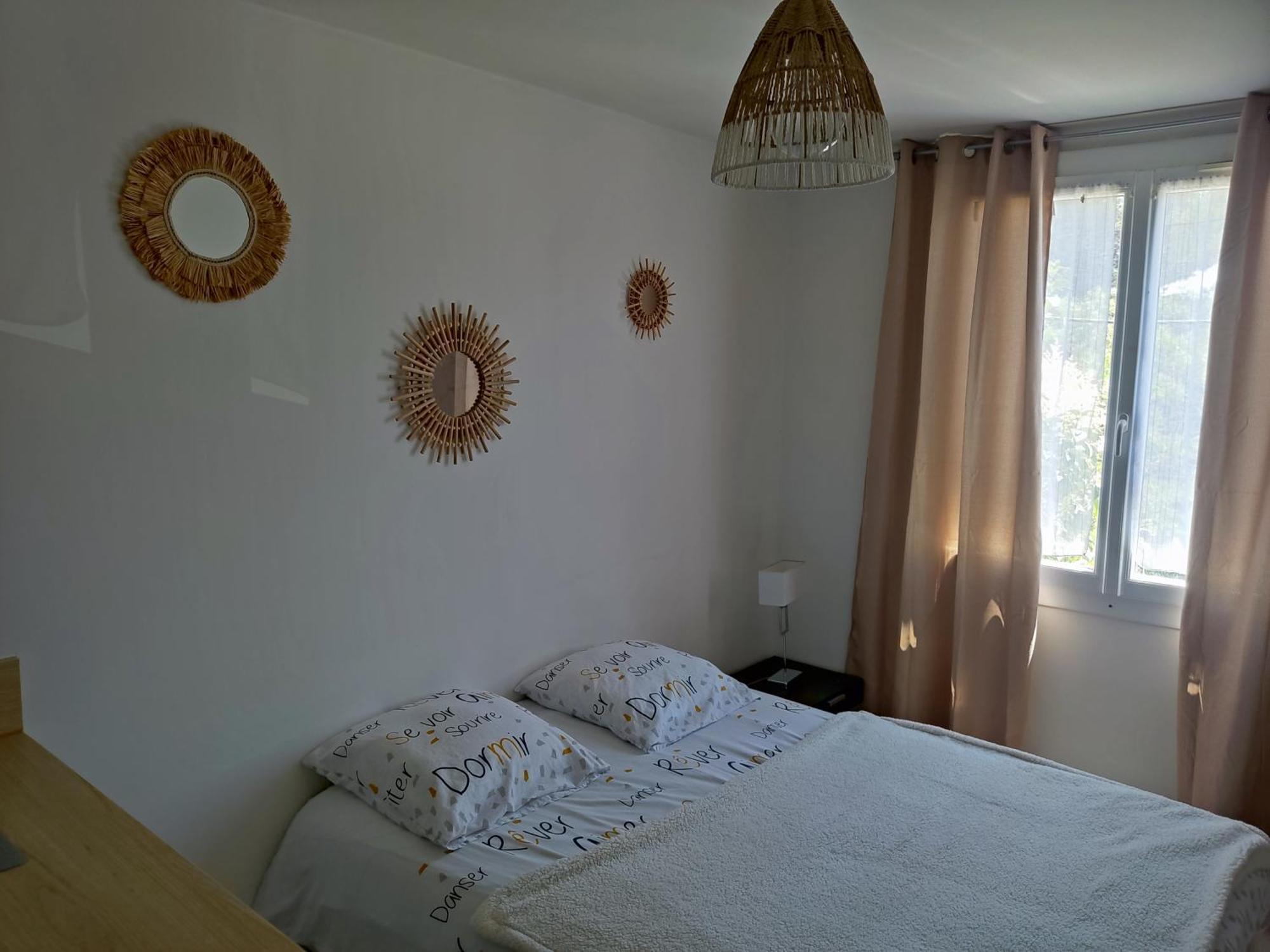 Provencal-Style Apartment Aix-en-Provence Bagian luar foto