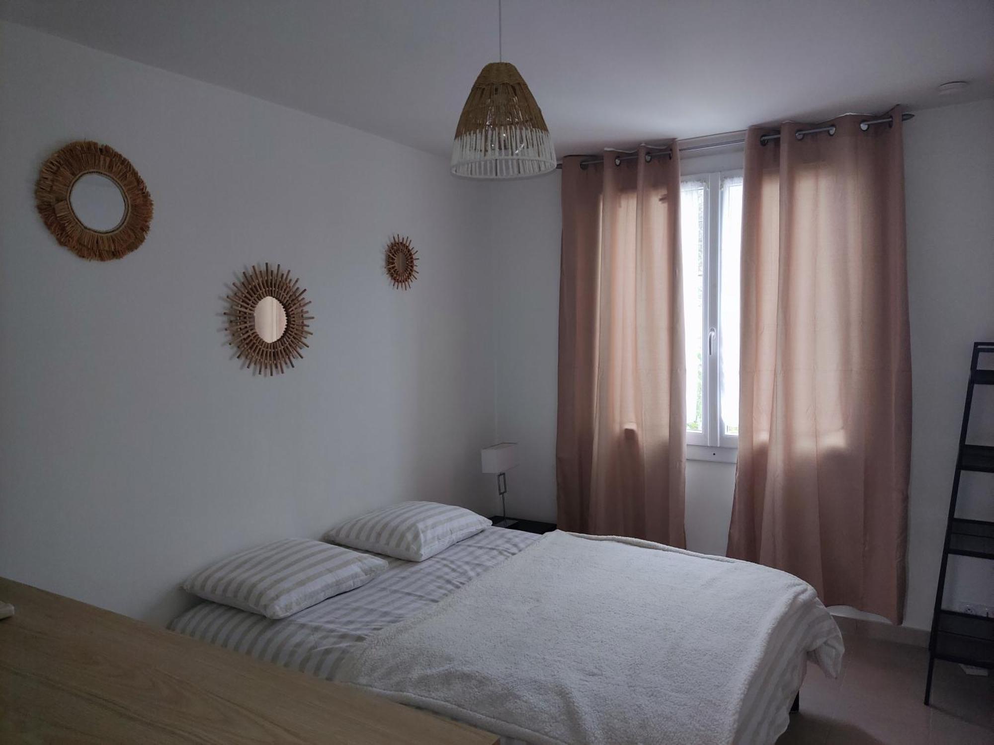 Provencal-Style Apartment Aix-en-Provence Bagian luar foto